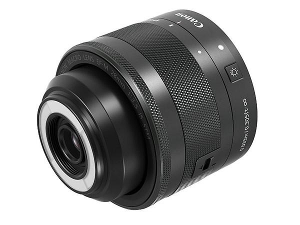 canon-ef-m-28mm-1 class="wp-image-495466" 