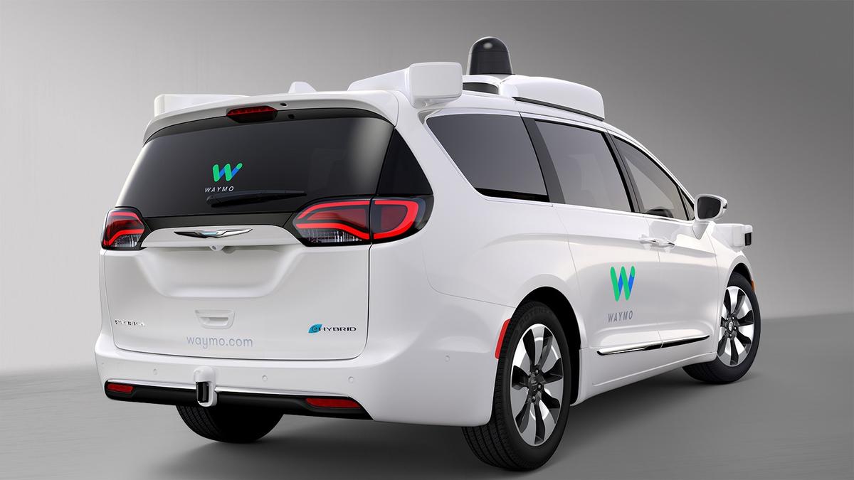 waymo-google-autonomiczny-samochod-2 class="wp-image-535028" 