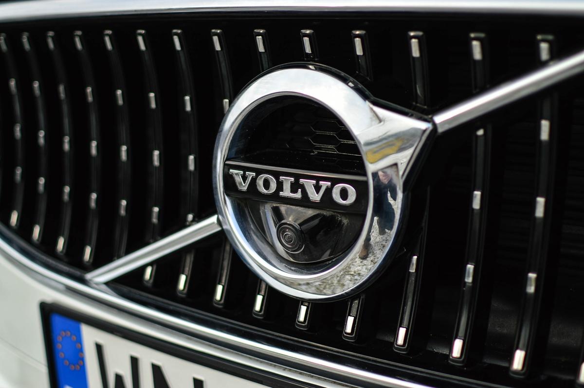volvo-v90-cross-country-2 class="wp-image-545830" 