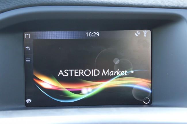 Volvo_Sensus_Connected_Touch_Asteroid_17 