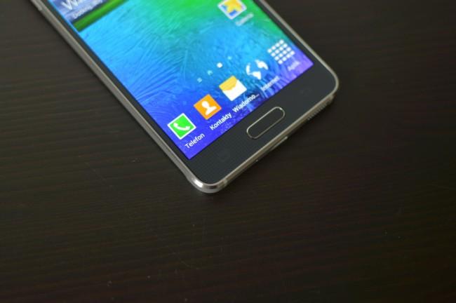 Samsung Galaxy Alpha 016 