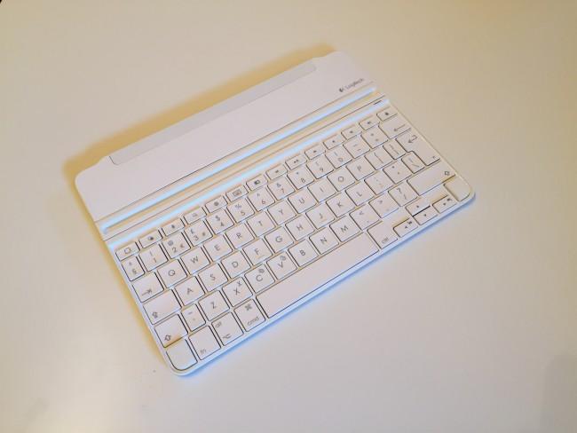 logitech-ultrathin-ipad-air-2-keyboard-3 