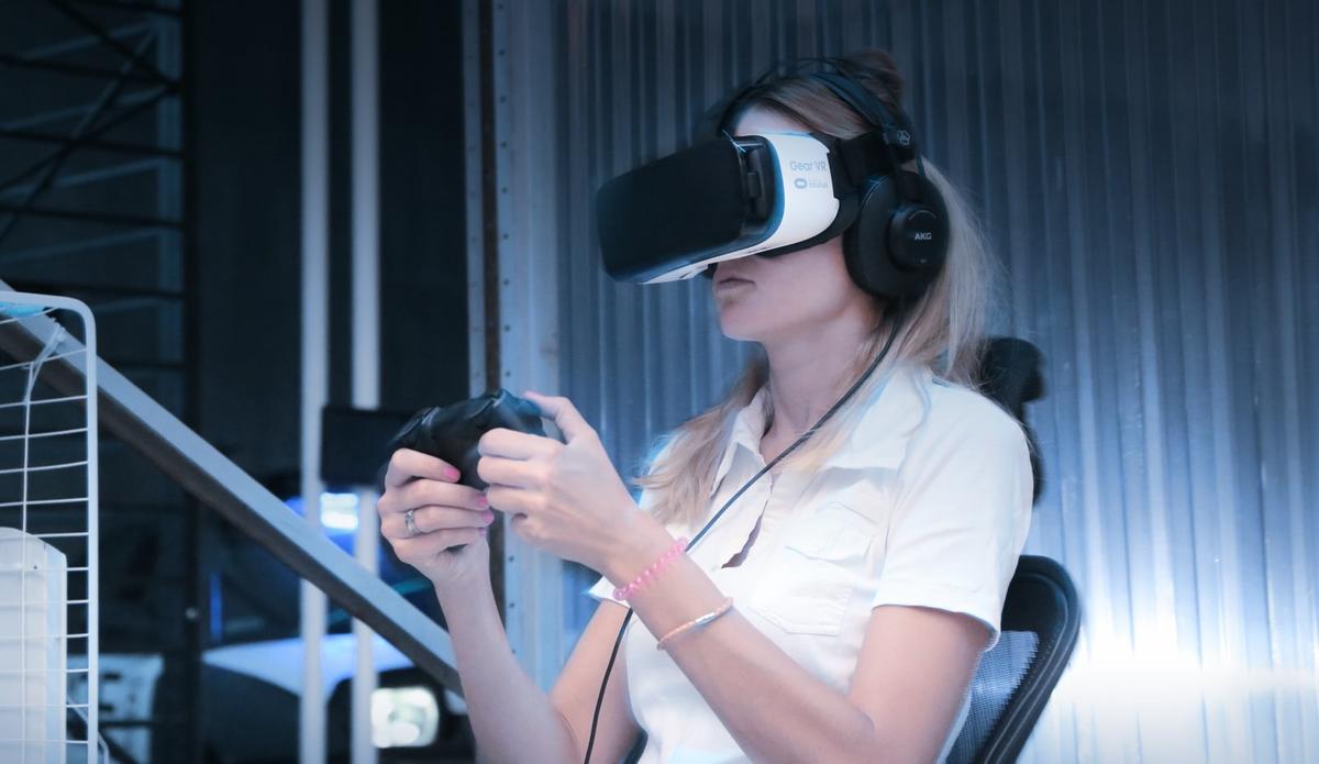 Teraz osoby na wózkach, albo z jedną ręką będą mogły grać w VR