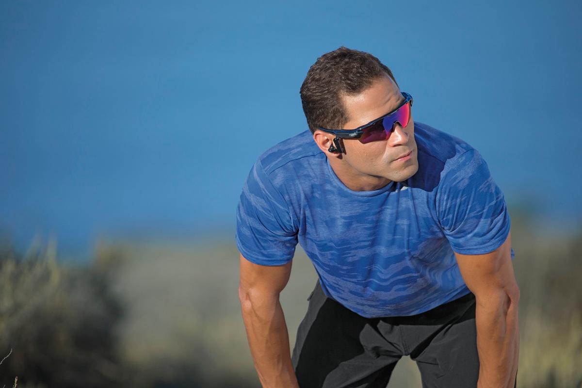 Radar Pace is smart eyewear featuring a real-time voice-activated coaching system powered by Intel® Real Speech. Radar Pace will be available in stores on Oct. 1, 2016. (Source: Oakley) class="wp-image-522425" 