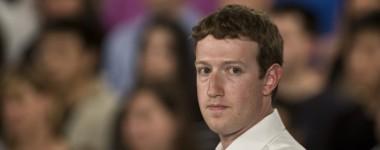 Mark Zuckerberg traci przez słabą postawę Facebooka na giełdzie