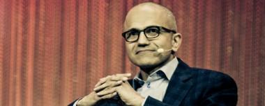 Krótka piłka: Microsoft uczy nas, jak mamy wołać na nowego szefa firmy
