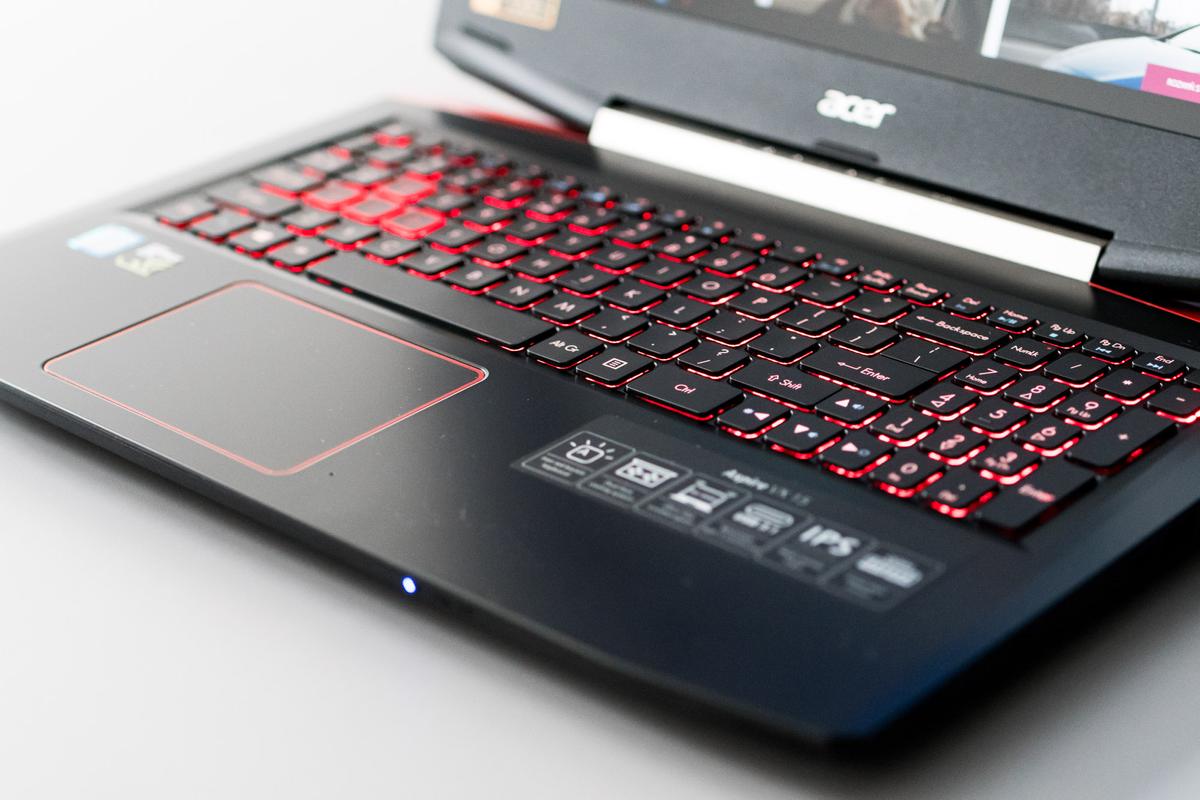 Acer VX 15 - recenzja niedrogiego laptopa dla graczy