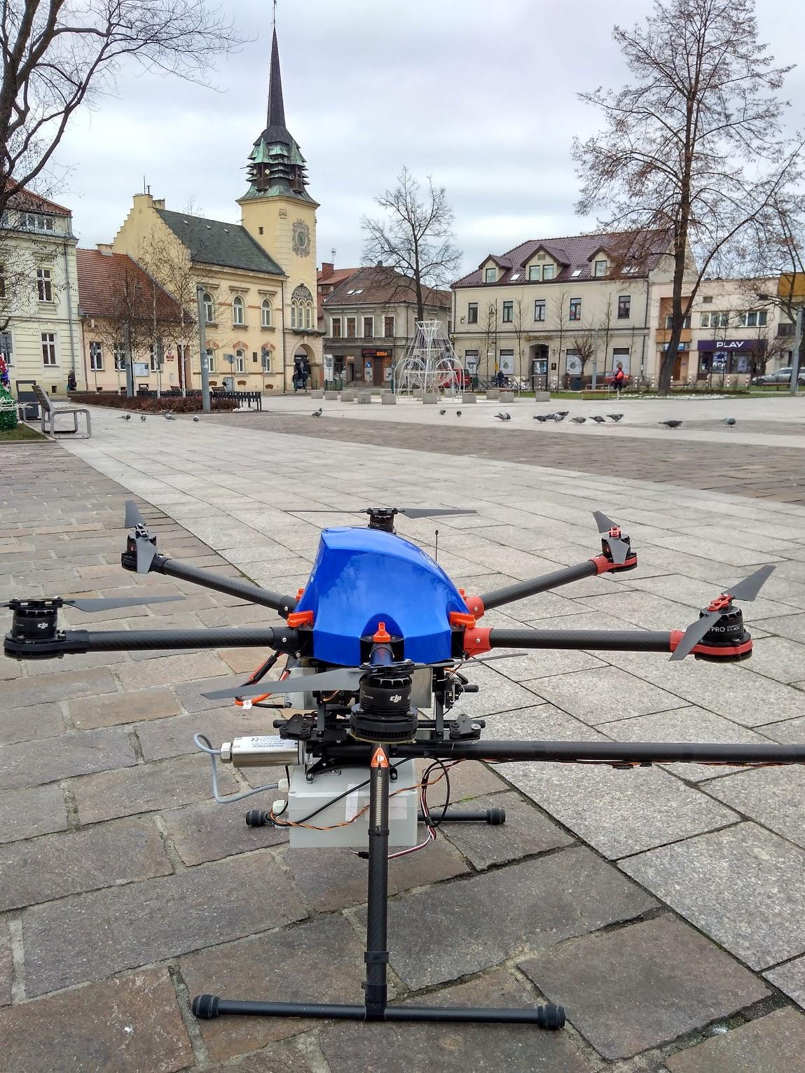Dron w mieście Skawina będzie walczył ze smogiem class="wp-image-673573" 