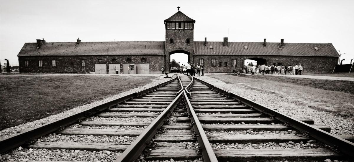 Przejrzałam na Instagramie zdjęcia zrobione w obozie koncentracyjnym Auschwitz. Po tym, co znalazłam, musiałam z kimś porozmawiać