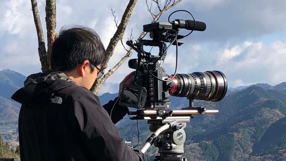 Kamera Canon 8K w trakcie nagrywania filmu “Roots of Japan”, fot. Canon. 