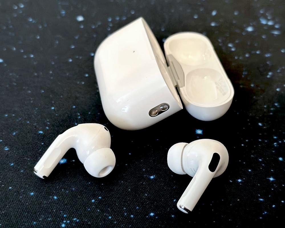 AirPods Pro 2 - opinie class="wp-image-2500269" width="580" 